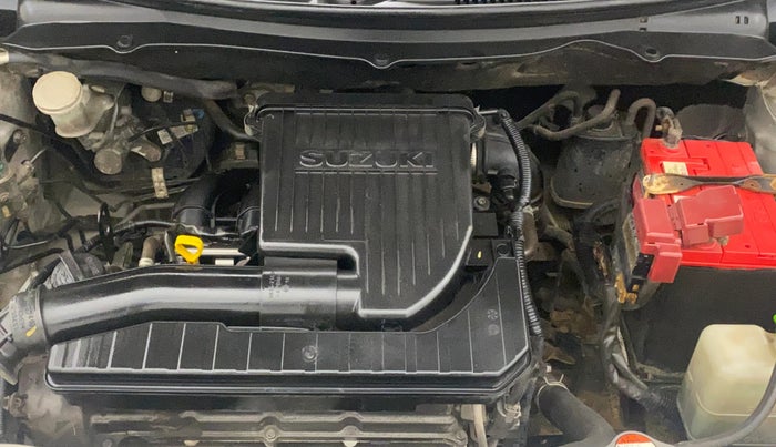 2013 Maruti Swift VXI, Petrol, Manual, 82,233 km, Engine View