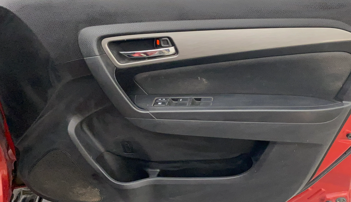 2019 Maruti Vitara Brezza ZDI PLUS AMT, Diesel, Automatic, 83,559 km, Driver Side Door Panels Control