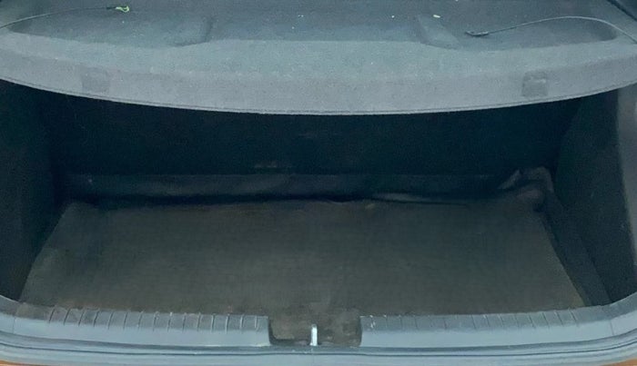 2015 Hyundai i20 Active 1.2 S, Petrol, Manual, 39,448 km, Boot Inside