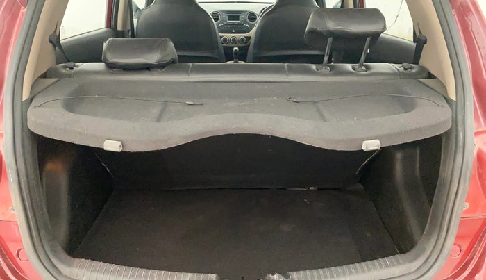 2015 Hyundai Grand i10 ASTA AT 1.2 KAPPA VTVT, Petrol, Automatic, 36,733 km, Boot Inside