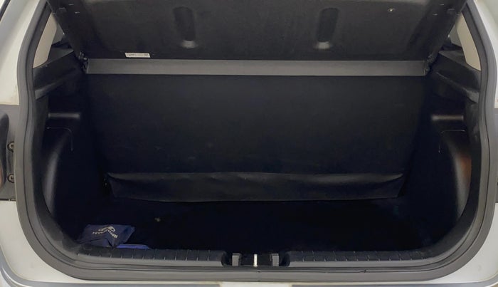 2019 Hyundai VENUE SX PLUS 1.0 TURBO DCT, Petrol, Automatic, 99,091 km, Boot Inside