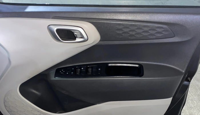 2022 Hyundai GRAND I10 NIOS SPORTZ 1.2 KAPPA VTVT, Petrol, Manual, 39,827 km, Driver Side Door Panels Control