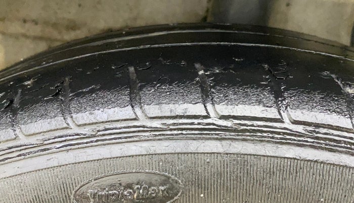 2020 Hyundai GRAND I10 NIOS MAGNA CORPORATE EDITION 1.2 KAPPA VTVT, Petrol, Manual, 46,613 km, Right Rear Tyre Tread