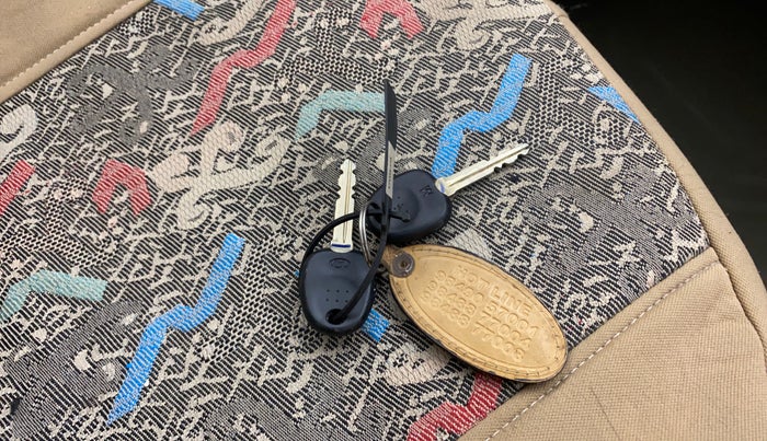 2013 Hyundai i10 SPORTZ 1.2, Petrol, Manual, 5,732 km, Key Close Up