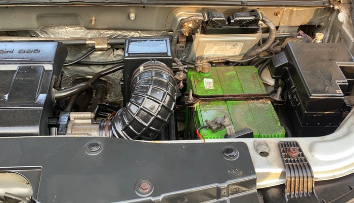 2017 Mahindra Kuv100 K8 5 STR, Petrol, Manual, 22,861 km, Engine View - Left