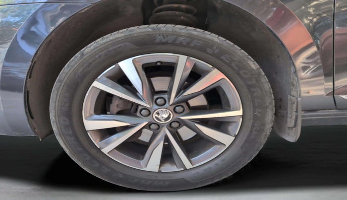 2023 Skoda SLAVIA STYLE 1.0L TSI AT, Petrol, Automatic, 45,216 km, Left Front Wheel