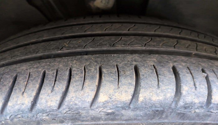 2023 Skoda SLAVIA STYLE 1.0L TSI AT, Petrol, Automatic, 45,216 km, Left Rear Tyre Tread