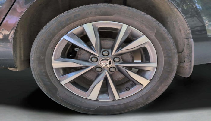 2023 Skoda SLAVIA STYLE 1.0L TSI AT, Petrol, Automatic, 45,216 km, Left Rear Wheel