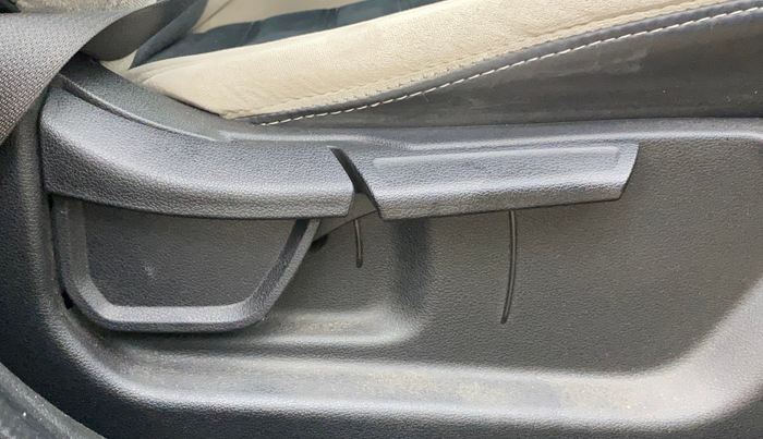 2023 Hyundai Creta SX 1.5 PETROL, Petrol, Manual, 26,185 km, Driver Side Adjustment Panel