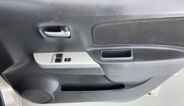 2011 Maruti Wagon R 1.0 LXI CNG, CNG, Manual, 42,228 km, Driver Side Door Panels Control