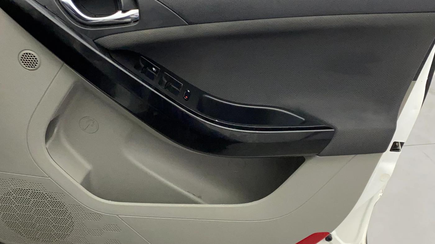 2019 Tata NEXON XZA PLUS PETROL, Petrol, Automatic, 56,577 km, Driver Side Door Panels Control