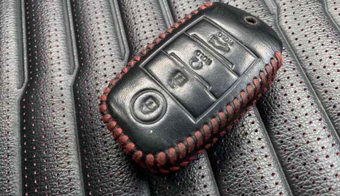 2020 KIA SONET GTX PLUS 1.0 DCT, Petrol, Automatic, 79,259 km, Key Close Up