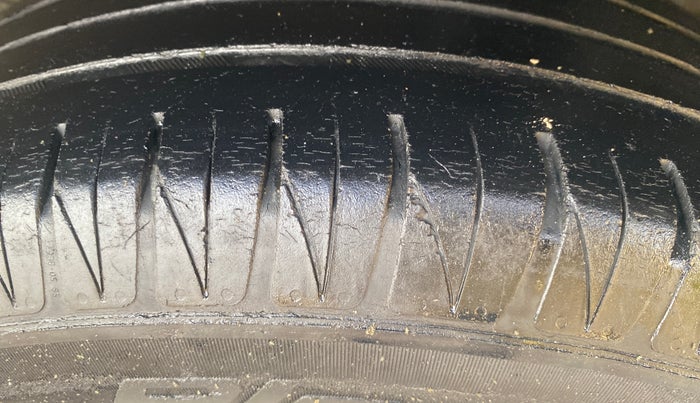 2020 KIA SONET GTX PLUS 1.0 DCT, Petrol, Automatic, 79,259 km, Left Rear Tyre Tread