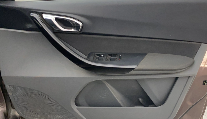 2018 Tata TIGOR XZ (O) PETROL, Petrol, Manual, 67,411 km, Driver Side Door Panels Control