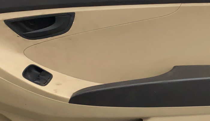 2018 Hyundai Eon MAGNA +, Petrol, Manual, 68,625 km, Driver Side Door Panels Control