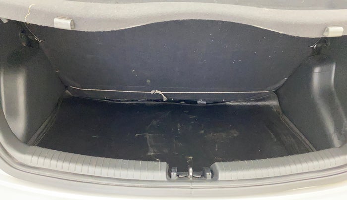 2018 Hyundai Grand i10 MAGNA 1.2 KAPPA VTVT, Petrol, Manual, 30,514 km, Boot Inside