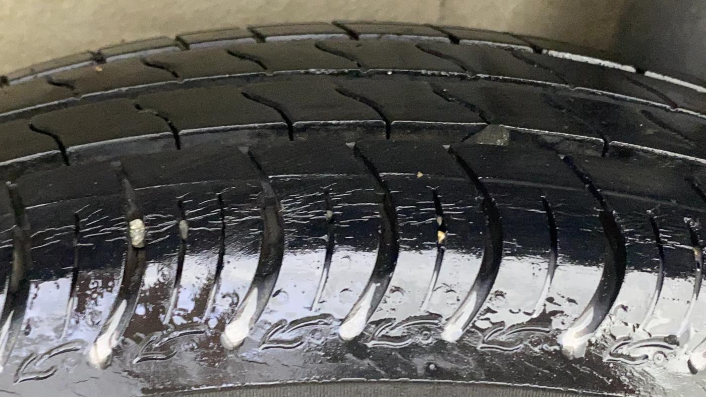 2020 Maruti S PRESSO VXI CNG, CNG, Manual, 23,610 km, Left Rear Tyre Tread