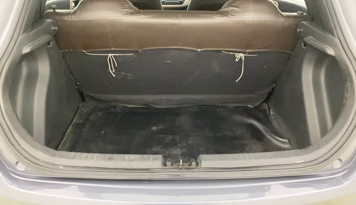 2019 Hyundai Elite i20 MAGNA PLUS 1.2, Petrol, Manual, 72,585 km, Boot Inside