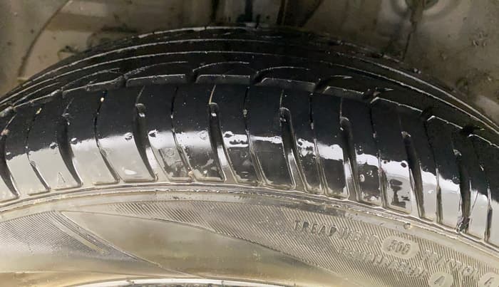2019 Hyundai Elite i20 MAGNA PLUS 1.2, Petrol, Manual, 72,585 km, Right Rear Tyre Tread