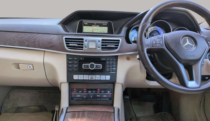 2013 Mercedes Benz E Class E 200 CGI, Petrol, Automatic, 40,546 km, Air Conditioner