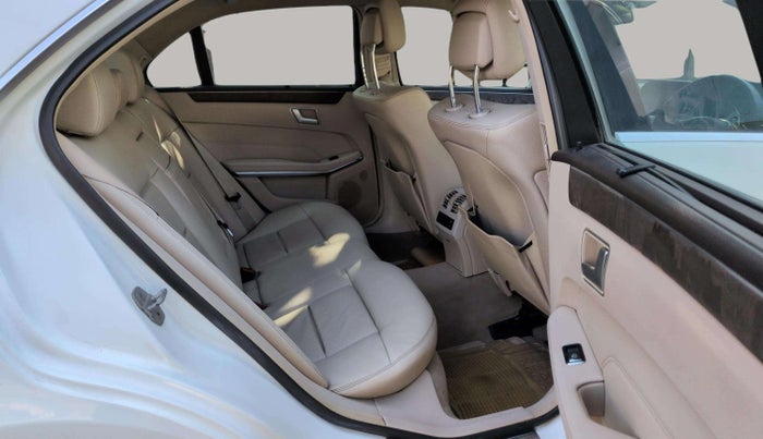 2013 Mercedes Benz E Class E 200 CGI, Petrol, Automatic, 40,546 km, Right Side Rear Door Cabin