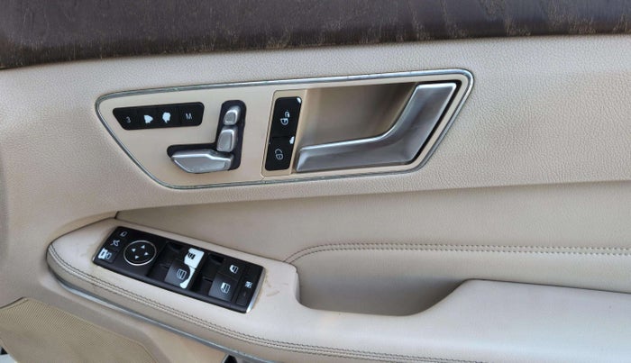 2013 Mercedes Benz E Class E 200 CGI, Petrol, Automatic, 40,546 km, Driver Side Door Panels Control