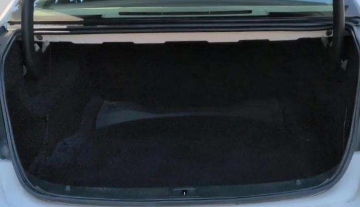 2013 Mercedes Benz E Class E 200 CGI, Petrol, Automatic, 40,546 km, Boot Inside