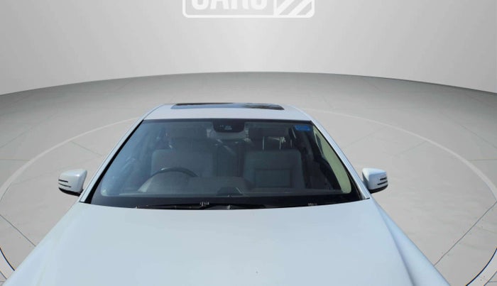 2013 Mercedes Benz E Class E 200 CGI, Petrol, Automatic, 40,546 km, Front Windshield