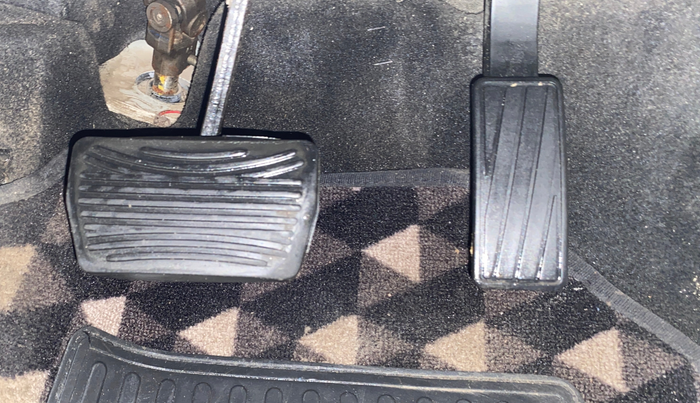 2021 Mahindra XUV300 W6 1.5 DIESEL AMT, Diesel, Automatic, 94,572 km, Pedals