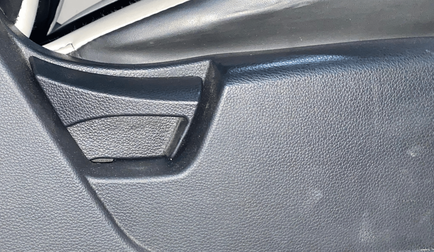 2021 Mahindra XUV300 W6 1.5 DIESEL AMT, Diesel, Automatic, 94,620 km, Driver Side Adjustment Panel