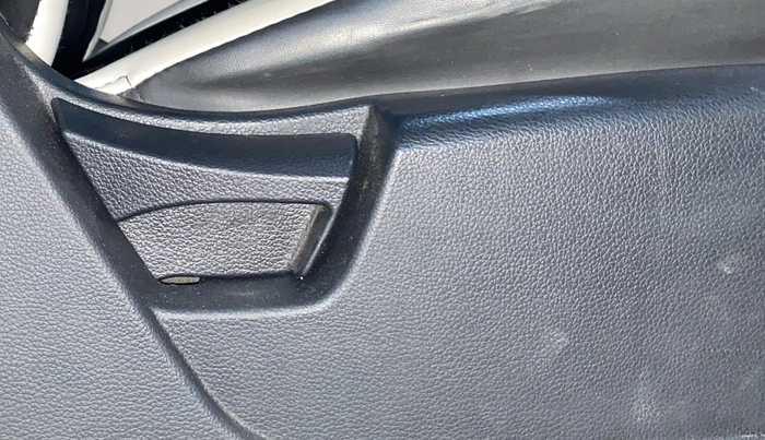 2021 Mahindra XUV300 W6 1.5 DIESEL AMT, Diesel, Automatic, 94,572 km, Driver Side Adjustment Panel