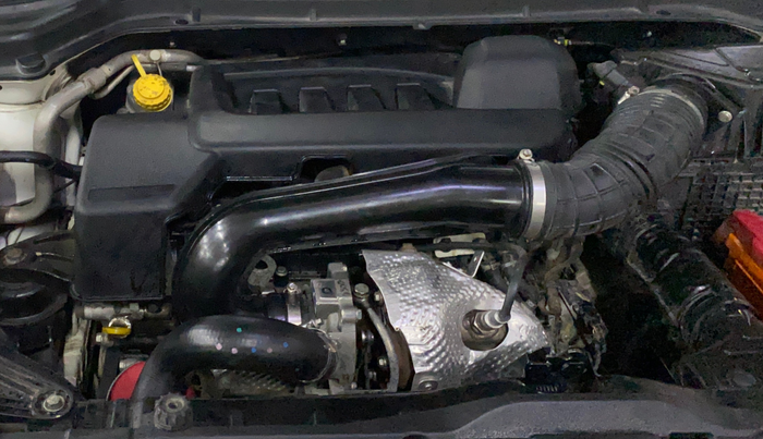 2021 Mahindra XUV300 W6 1.5 DIESEL AMT, Diesel, Automatic, 94,572 km, Engine View - Right