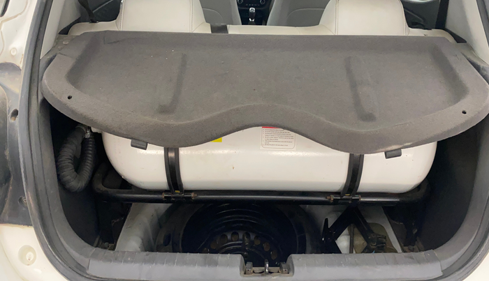 2022 Hyundai GRAND I10 NIOS SPORTZ 1.2 KAPPA VTVT CNG, CNG, Manual, 1,36,340 km, Boot Inside