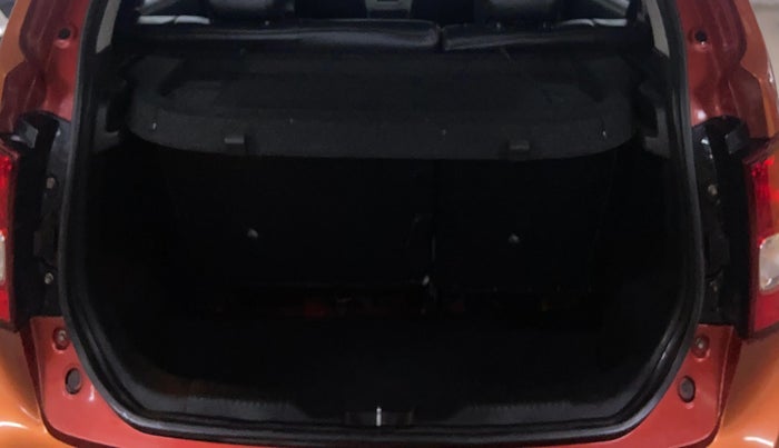 2017 Maruti IGNIS ALPHA 1.3 DUAL TONE, Diesel, Manual, 96,288 km, Boot Inside