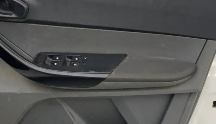 2017 Tata TIGOR XT PETROL, Petrol, Manual, 91,455 km, Driver Side Door Panels Control