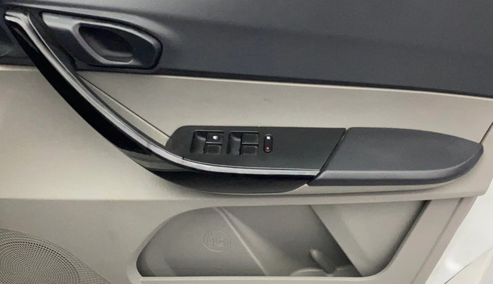 2019 Tata Tiago XT PETROL, Petrol, Manual, 47,990 km, Driver Side Door Panels Control