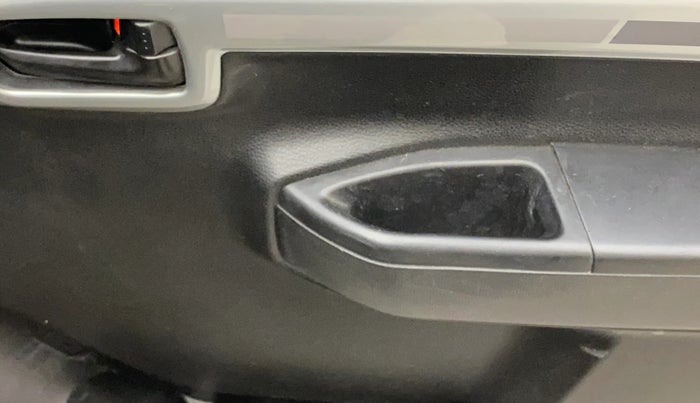 2020 Maruti S PRESSO VXI+, Petrol, Manual, 62,272 km, Driver Side Door Panels Control