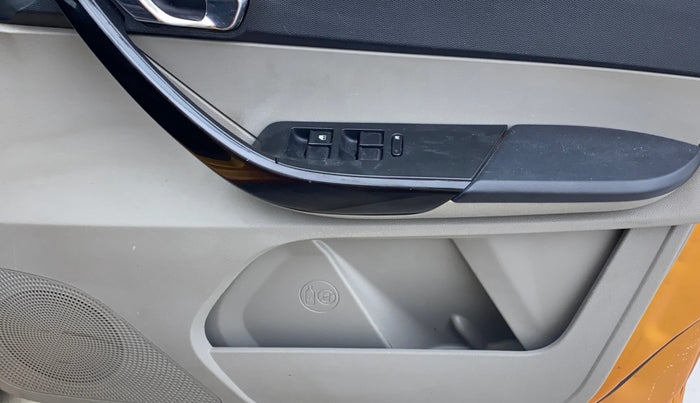 2018 Tata Tiago XZA PETROL, Petrol, Automatic, 39,255 km, Driver Side Door Panels Control