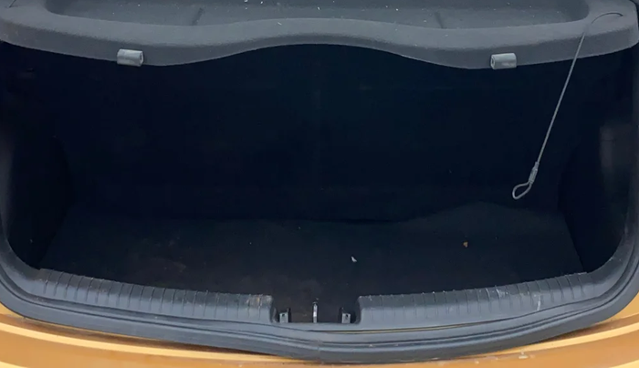 2014 Hyundai Grand i10 ASTA AT 1.2 KAPPA VTVT, Petrol, Automatic, 39,542 km, Boot Inside