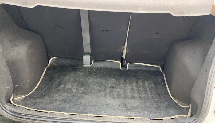 2016 Ford Ecosport TITANIUM 1.5L PETROL AT, Petrol, Automatic, 1,00,877 km, Boot Inside