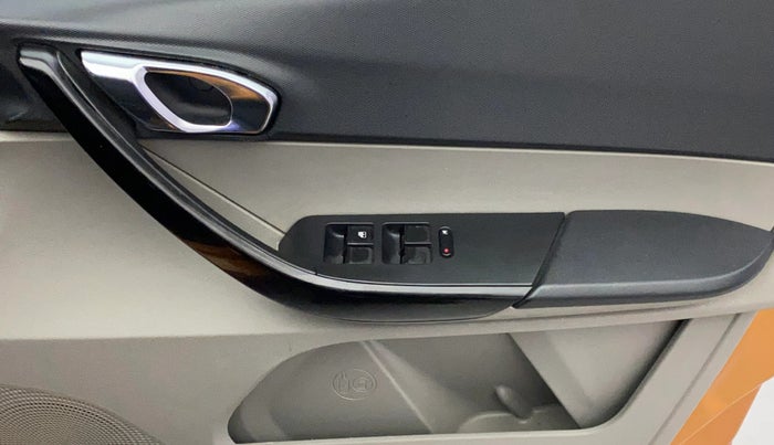 2018 Tata Tiago XZ PETROL, Petrol, Manual, 41,880 km, Driver Side Door Panels Control