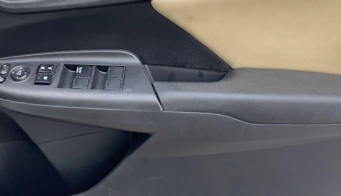 2021 Honda Jazz 1.2L I-VTEC ZX CVT, Petrol, Automatic, 59,027 km, Driver Side Door Panels Control