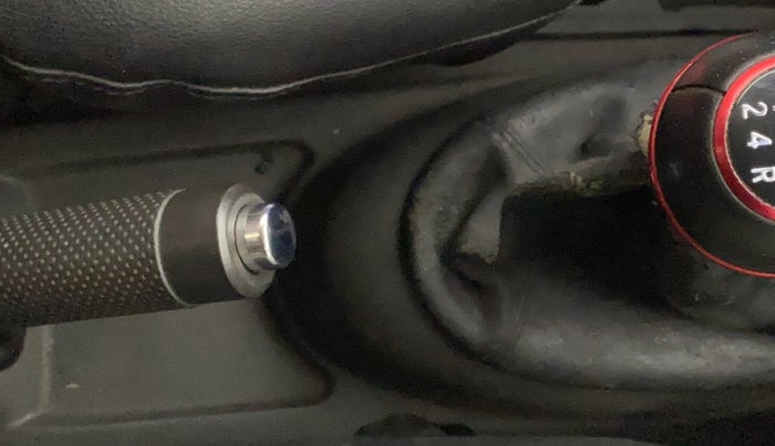 2013 Chevrolet Beat LS PETROL, Petrol, Manual, 56,724 km, Gear Lever