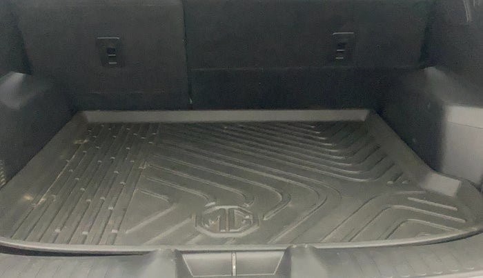 2020 MG HECTOR SHARP 1.5 DCT PETROL, Petrol, Automatic, 31,170 km, Boot Inside