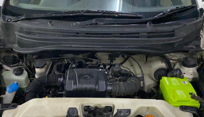 2013 Hyundai Eon MAGNA +, Petrol, Manual, 73,242 km, Engine View