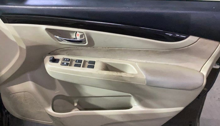 2014 Maruti Ciaz VXI, Petrol, Manual, 45,312 km, Driver Side Door Panels Control