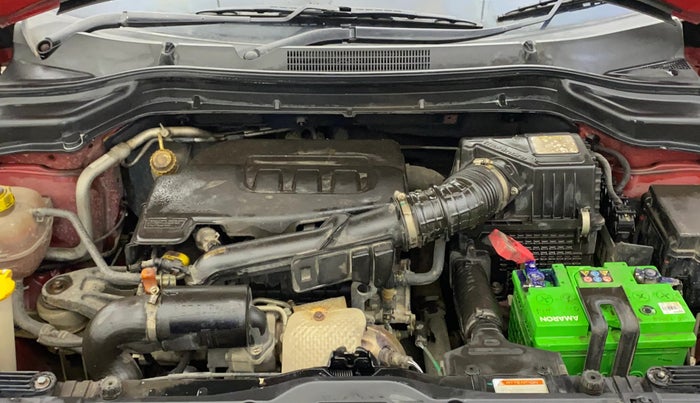 2019 Mahindra XUV300 W8 (O) 1.2 PETROL, Petrol, Manual, 47,794 km, Engine View