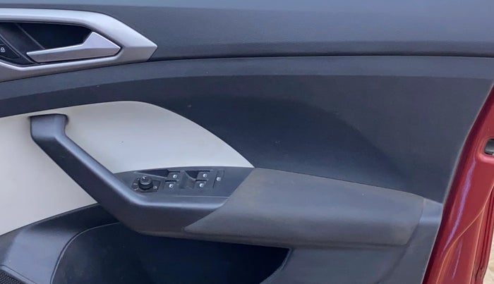 2022 Volkswagen TAIGUN HIGHLINE 1.0 TSI MT, Petrol, Manual, 52,887 km, Driver Side Door Panels Control