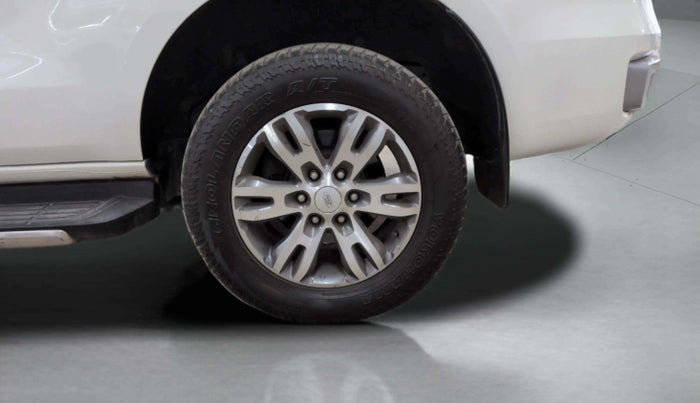 2018 Ford Endeavour TITANIUM 3.2 4X4 AT, Diesel, Automatic, 94,865 km, Left Rear Wheel