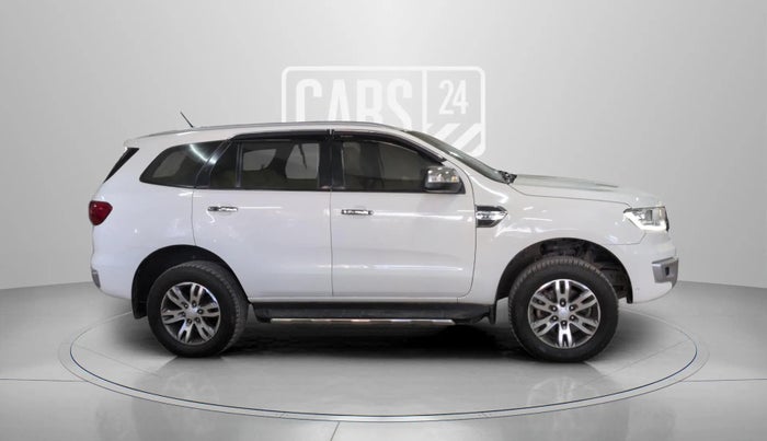 2018 Ford Endeavour TITANIUM 3.2 4X4 AT, Diesel, Automatic, 94,865 km, Right Side View